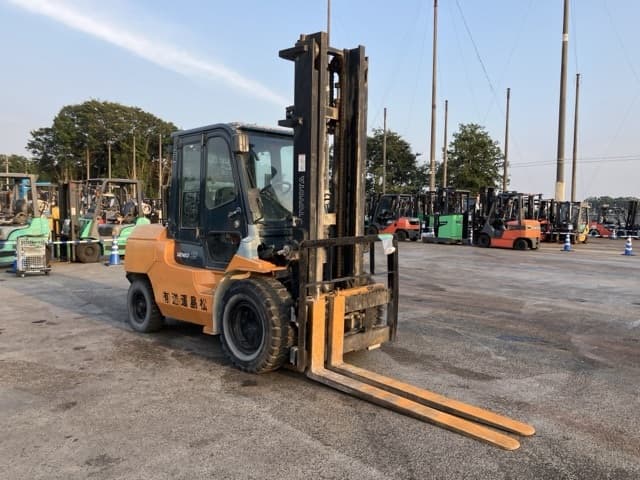 Forklift — Auction (lot 8458-4090)