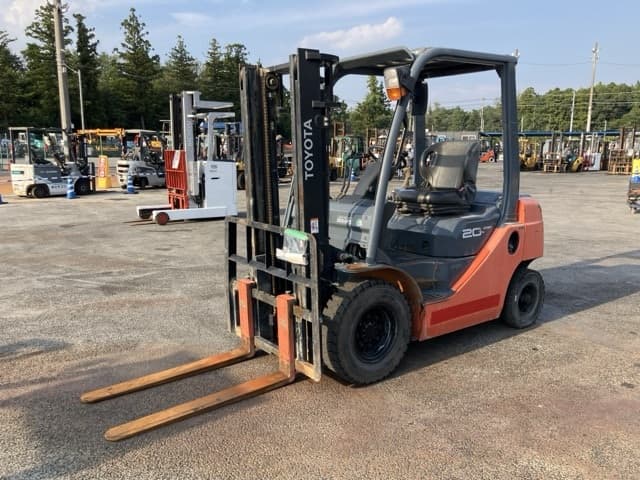 Forklift — Auction (lot 8458-4093)