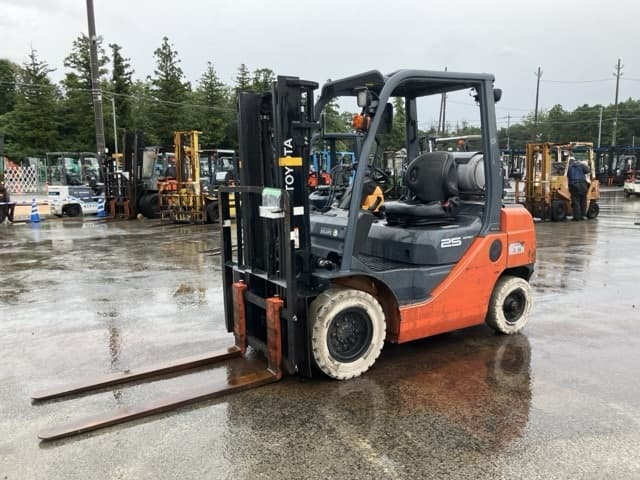 Forklift — Auction (lot 8458-4094)