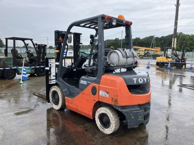 Forklift — Auction (lot 8458-4094)