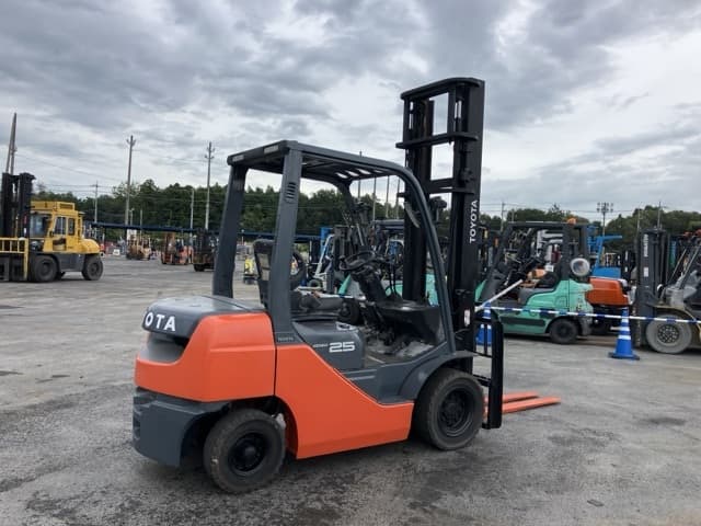 Forklift — Auction (lot 8458-4098)