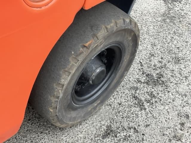 Forklift — Auction (lot 8458-4098)