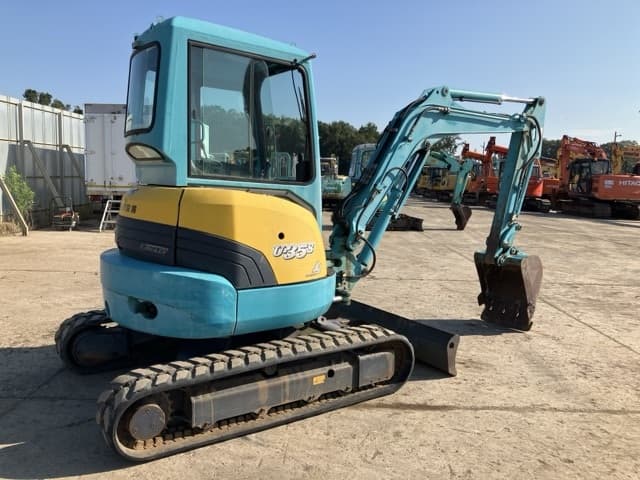 MINI EXCAVATOR — Auction (lot 8458-41)