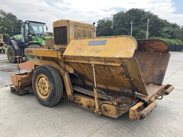 Asphalt finisher — Auction (lot 8458-410)
