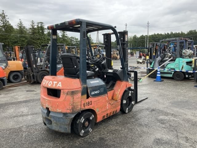 Forklift — Auction (lot 8458-4101)