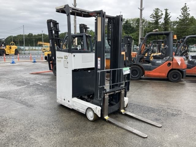 Reach Forklift — Auction (lot 8458-4109)