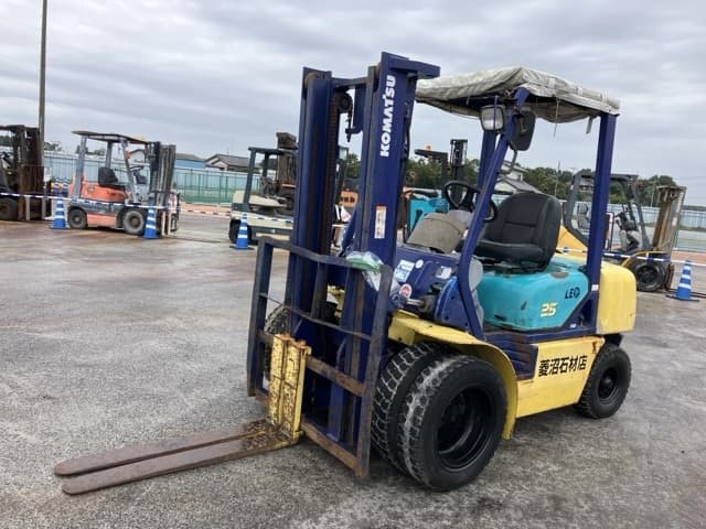 Forklift — Auction (lot 8458-4112)