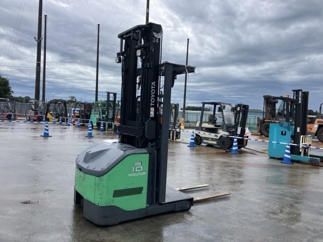 Battery Forklift — Auction (lot 8458-4116)