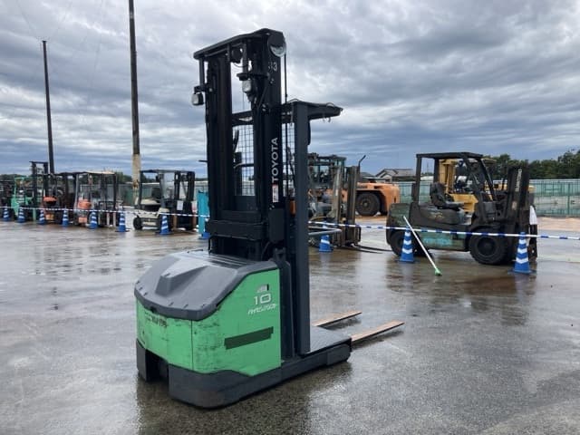 Battery Forklift — Auction (lot 8458-4117)