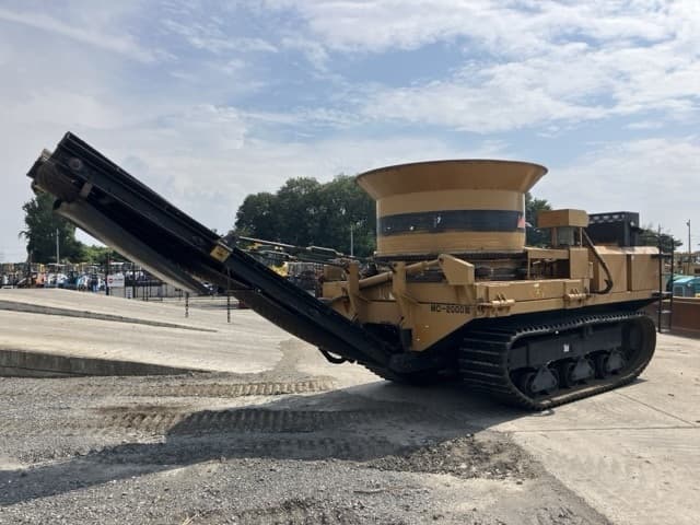 Mobile crusher — Auction (lot 8458-412)