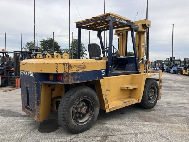 Forklift — Auction (lot 8458-4121)
