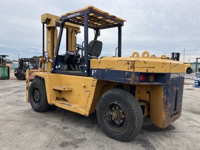 Forklift — Auction (lot 8458-4121)