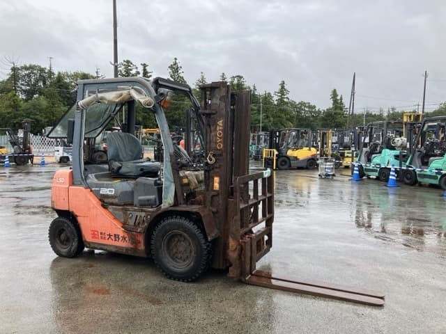 Forklift — Auction (lot 8458-4124)