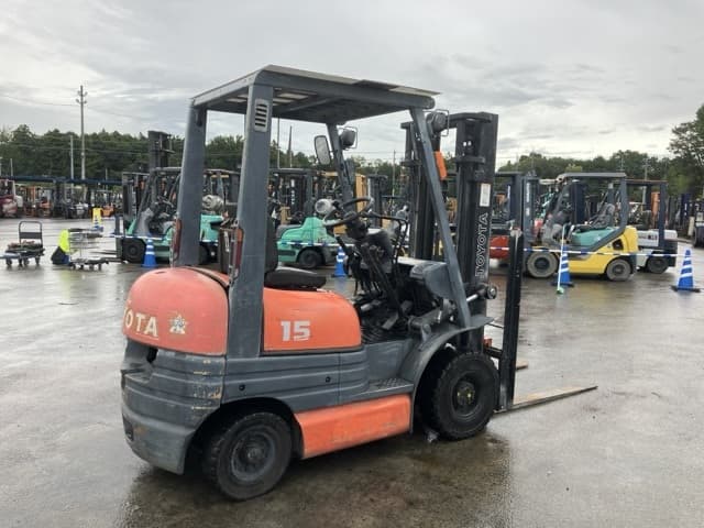 Forklift — Auction (lot 8458-4145)