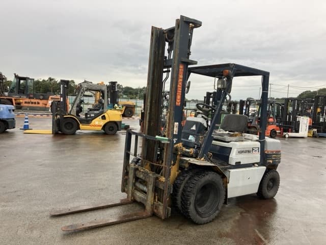 Forklift — Auction (lot 8458-4153)