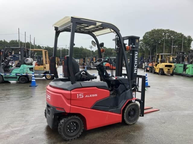 Battery Forklift — Auction (lot 8458-4157)