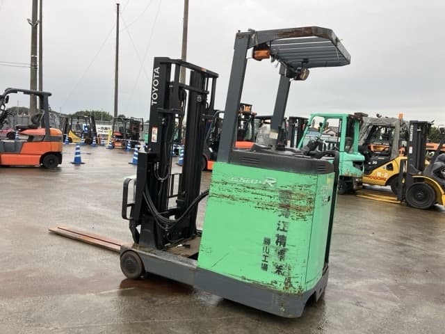 Reach Forklift — Auction (lot 8458-4158)