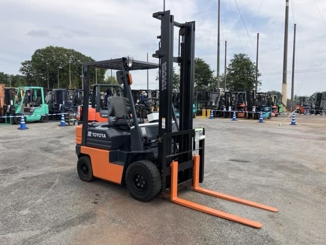 Forklift — Auction (lot 8458-4165)