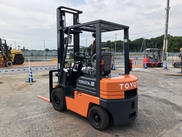 Forklift — Auction (lot 8458-4165)