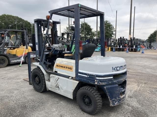 Forklift — Auction (lot 8458-4174)