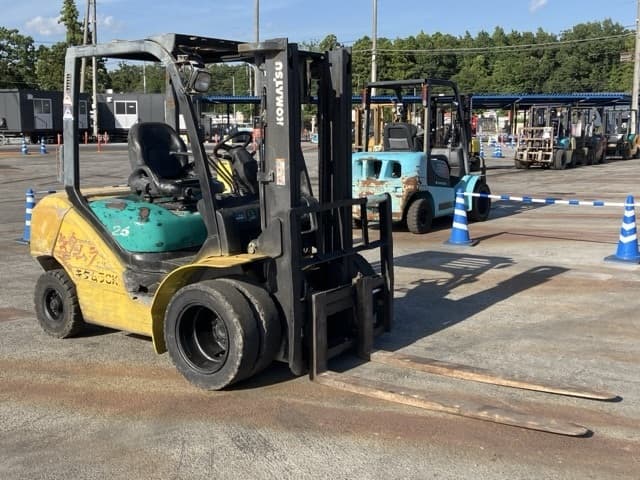 Forklift — Auction (lot 8458-4175)