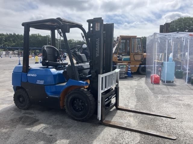 Forklift — Auction (lot 8458-4178)