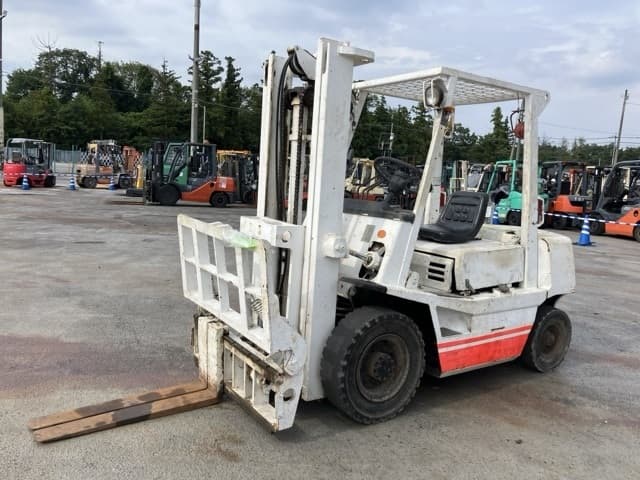 Forklift — Auction (lot 8458-4183)