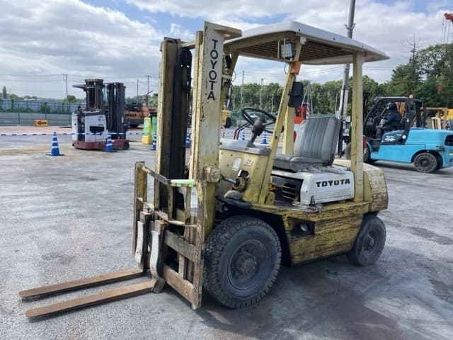 Forklift — Auction (lot 8458-4191)
