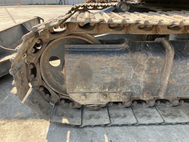 MINI EXCAVATOR — Auction (lot 8458-42)