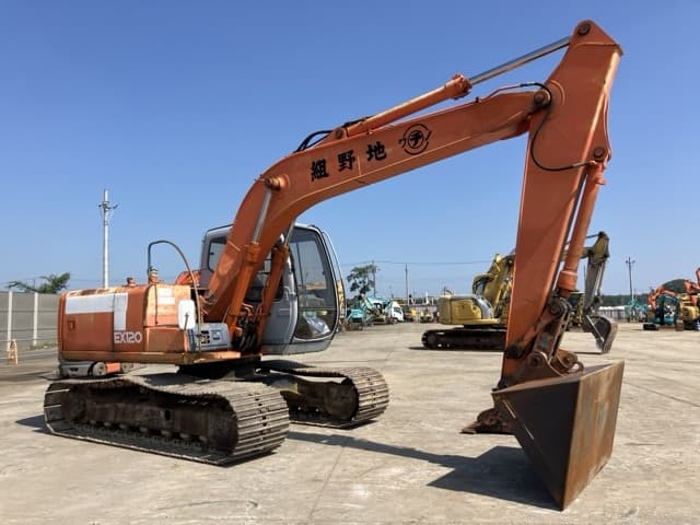 EXCAVATOR — Auction (lot 8458-43)