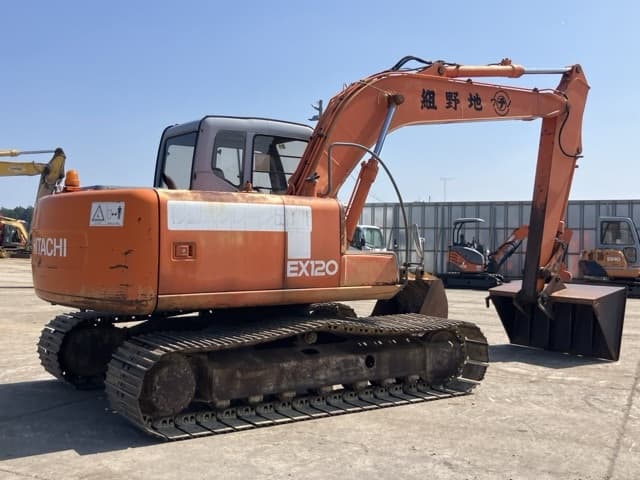 EXCAVATOR — Auction (lot 8458-43)