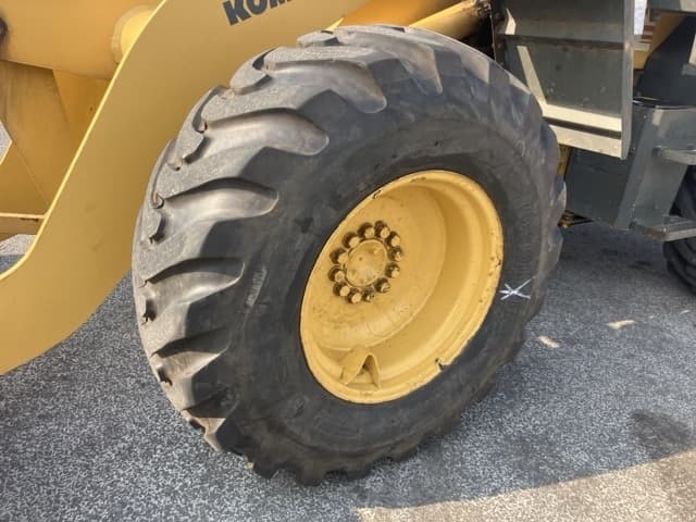 WHEEL LOADER — Auction (lot 8458-433)