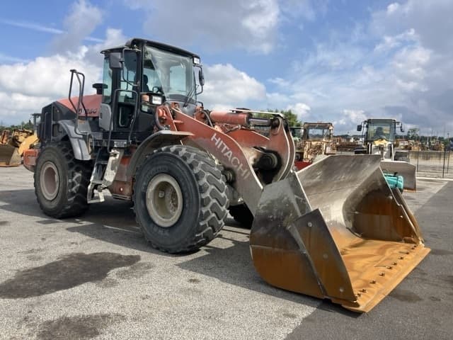 WHEEL LOADER — Auction (lot 8458-437)