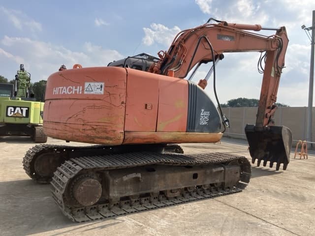 EXCAVATOR — Auction (lot 8458-44)