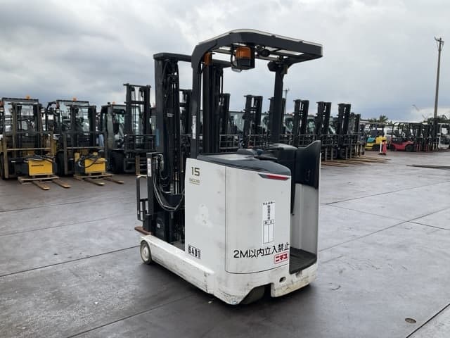 Reach Forklift — Auction (lot 8458-44003)