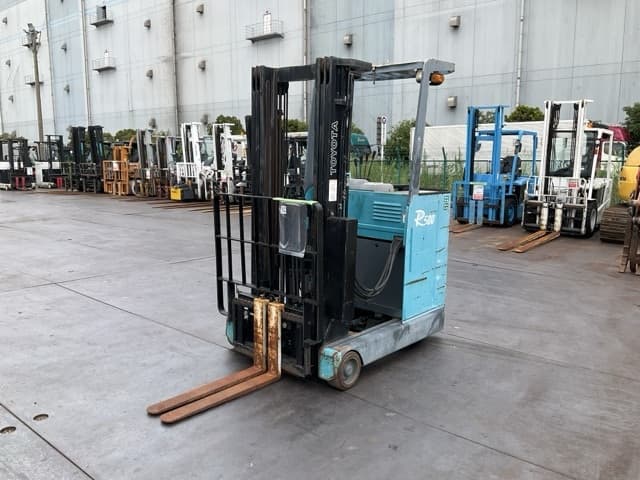 Reach Forklift — Auction (lot 8458-44006)