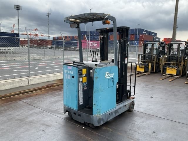 Reach Forklift — Auction (lot 8458-44006)