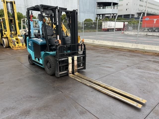 Battery Forklift — Auction (lot 8458-44011)