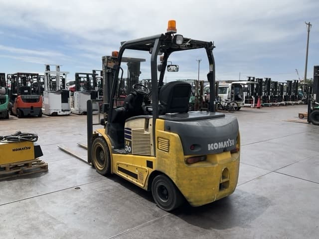 Battery Forklift — Auction (lot 8458-44023)