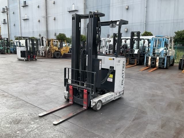 Reach Forklift — Auction (lot 8458-44025)