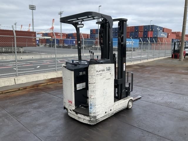 Reach Forklift — Auction (lot 8458-44025)