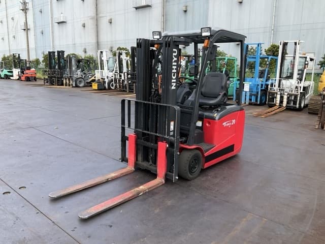 Battery Forklift — Auction (lot 8458-44027)