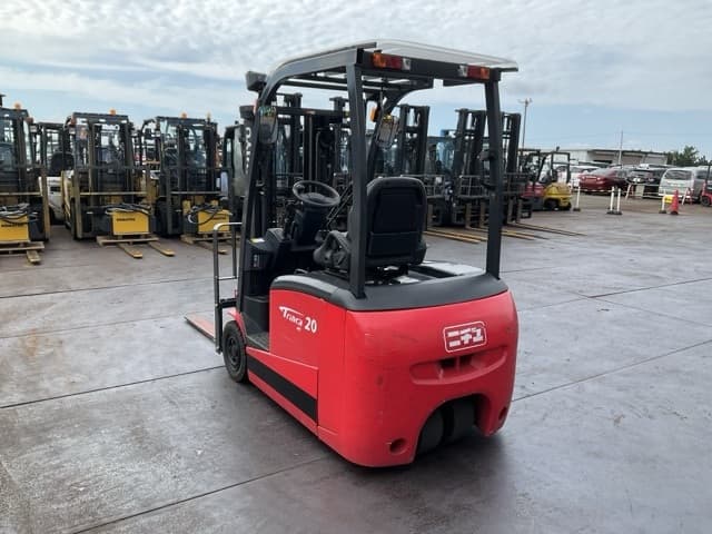 Battery Forklift — Auction (lot 8458-44027)