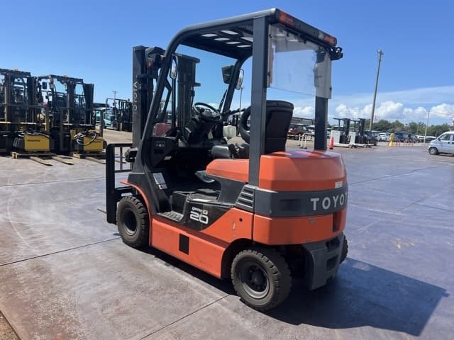 Battery Forklift — Auction (lot 8458-44028)