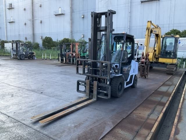 Forklift — Auction (lot 8458-44029)