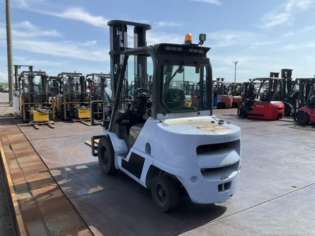 Forklift — Auction (lot 8458-44030)