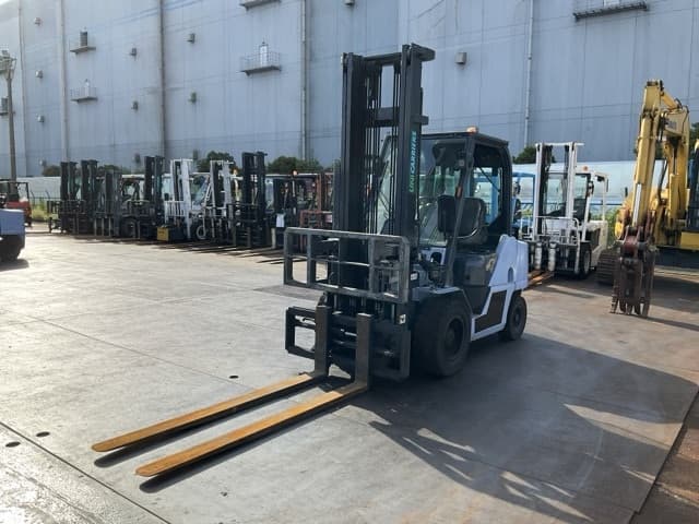 Forklift — Auction (lot 8458-44032)