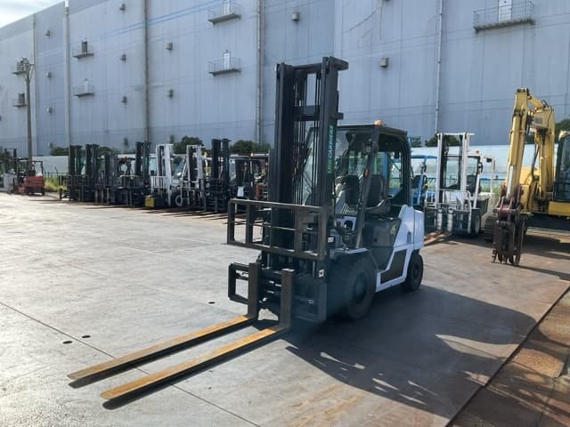 Forklift — Auction (lot 8458-44033)