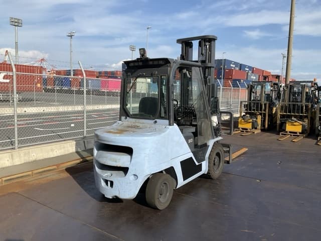 Forklift — Auction (lot 8458-44035)