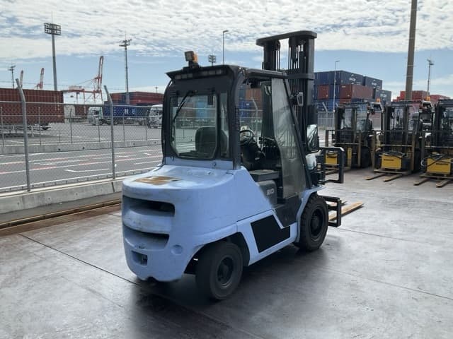Forklift — Auction (lot 8458-44038)